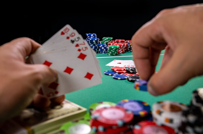 holdin-cards