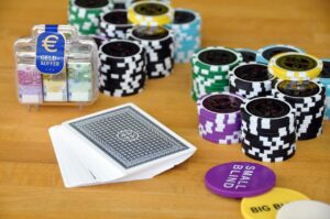 Le slowplay au poker : quand l’utiliser pour maximiser vos gains