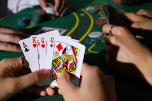 Découvrez comment le squeeze au poker peut changer votre jeu